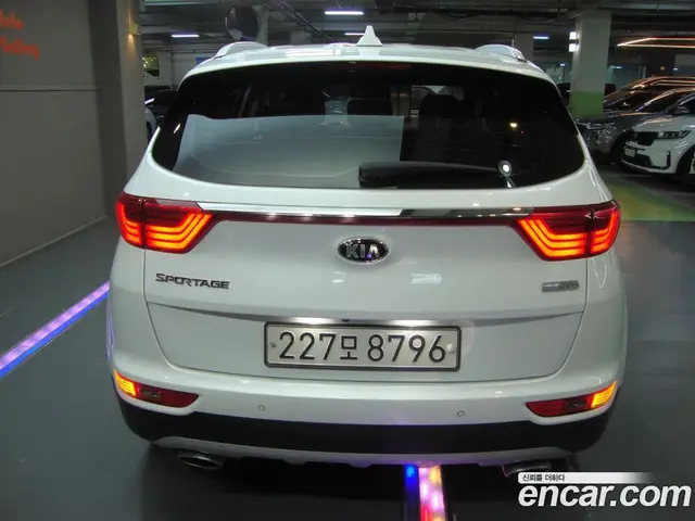 Kia Sportage 2018 2.0 автомат (гидро), миниатюра 2