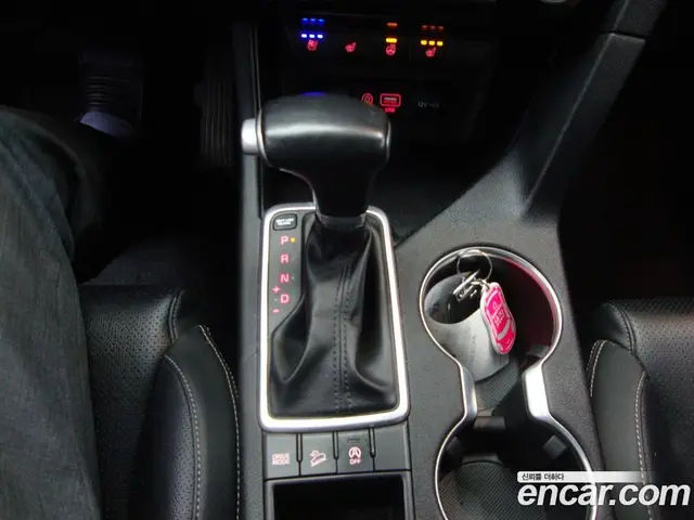 Kia Sportage 2018 2.0 автомат (гидро), миниатюра 11