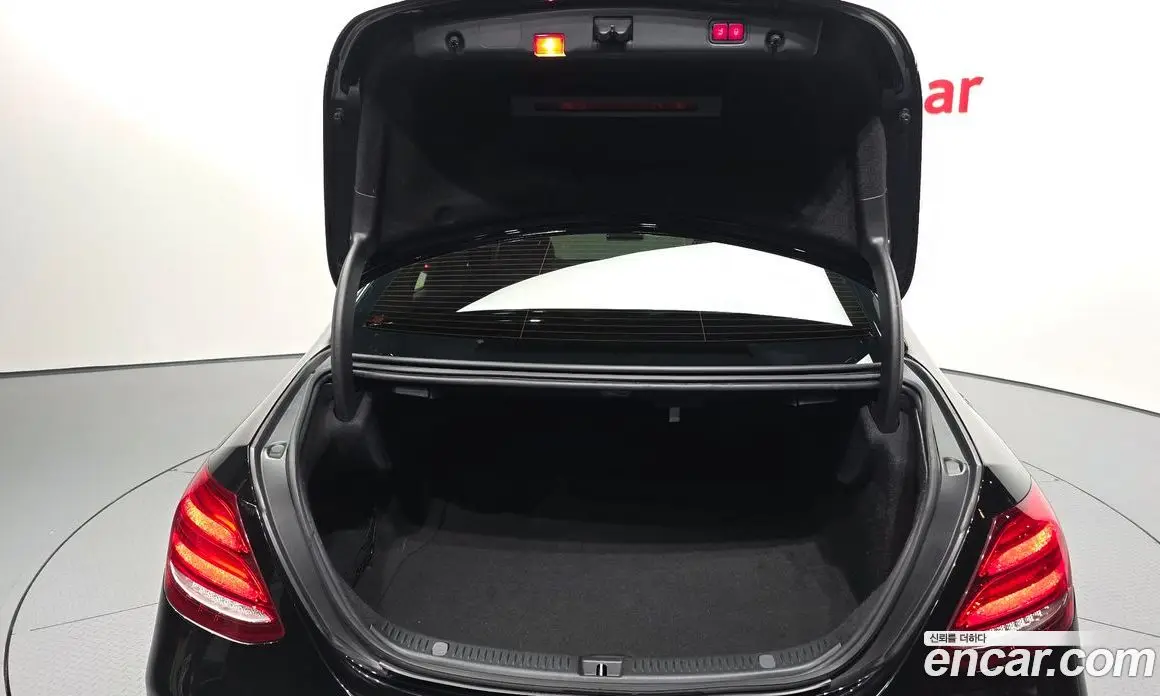 Mercedes-Benz E-Class 2016 2.0 автомат (гидро), фото 20