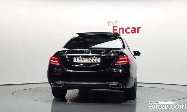 Mercedes-Benz E-Class 2016 2.0 автомат (гидро), миниатюра 4