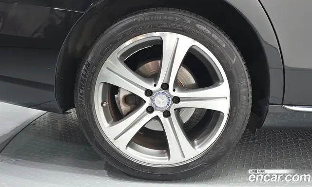 Mercedes-Benz E-Class 2016 2.0 автомат (гидро), миниатюра 5
