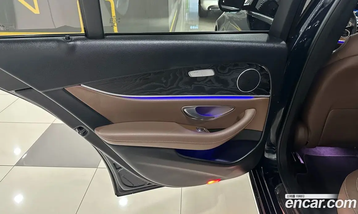 Mercedes-Benz E-Class 2017 1.9 автомат (гидро), фото 18