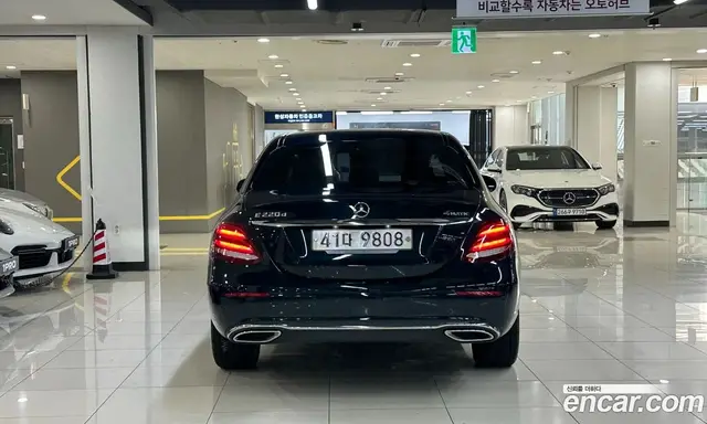 Mercedes-Benz E-Class 2017 1.9 автомат (гидро), миниатюра 3