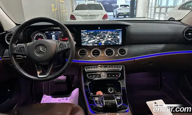 Mercedes-Benz E-Class 2017 1.9 автомат (гидро), миниатюра 7