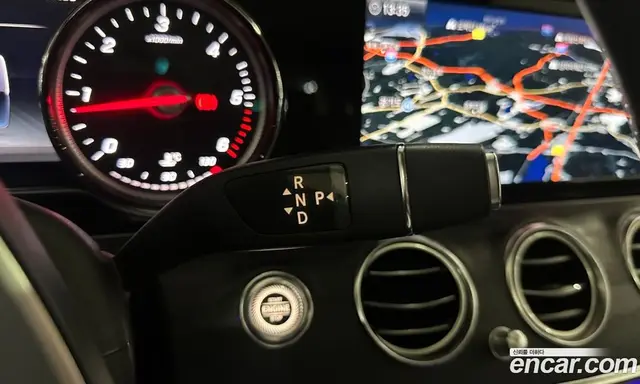 Mercedes-Benz E-Class 2017 1.9 автомат (гидро), миниатюра 9