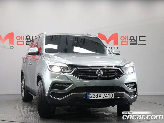 SsangYong Rexton 2017 2.2 автомат (гидро), миниатюра 2 SsangYong Rexton 2017 2.2 автомат (гидро), миниатюра 2