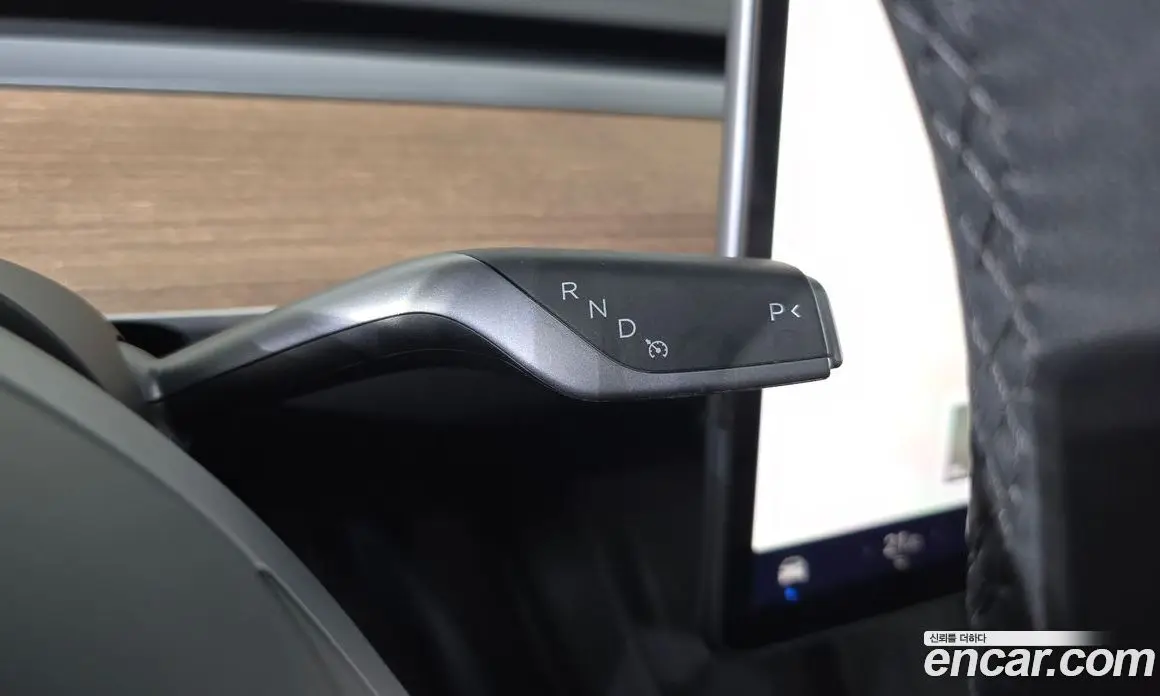 Tesla Model Y 2022 0.2 автомат (гидро), фото 11
