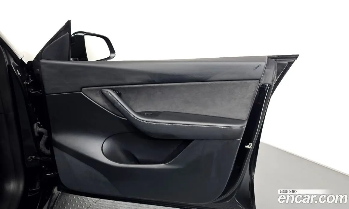 Tesla Model Y 2022 0.2 автомат (гидро), фото 13