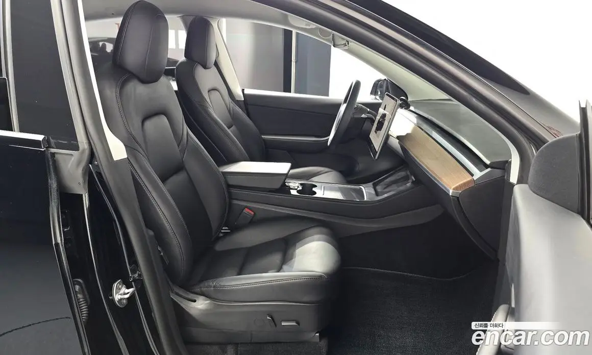 Tesla Model Y 2022 0.2 автомат (гидро), фото 15