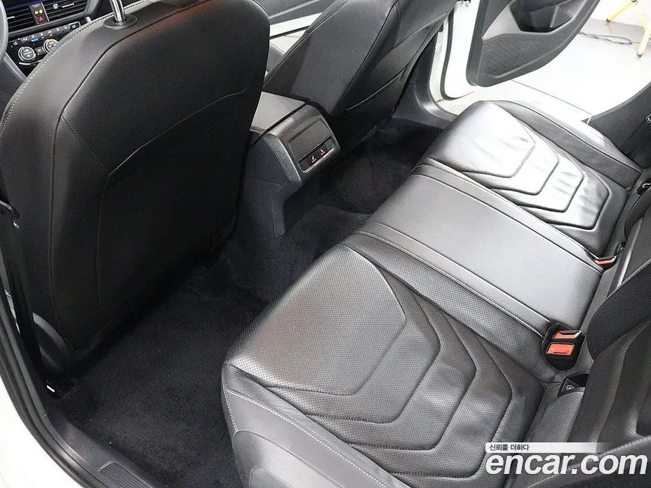 Volkswagen Jetta 2021 1.4 автомат (гидро), фото 16