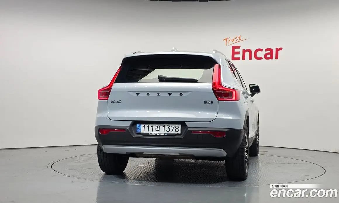 Volvo XC40 2020 2.0 автомат (гидро), фото 4