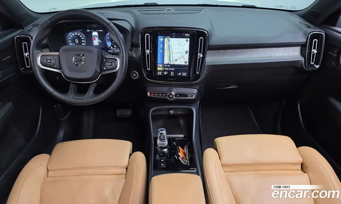 Volvo XC40 2020 2.0 автомат (гидро), фото 7