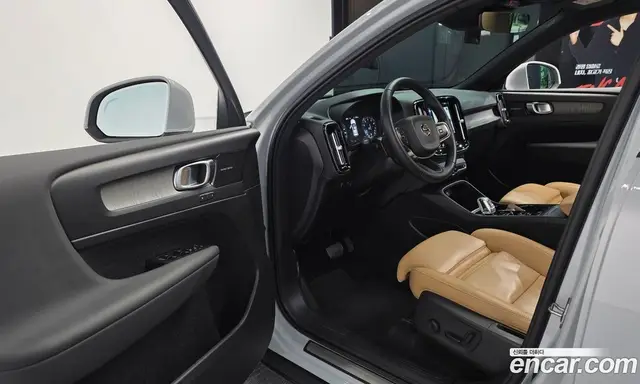 Volvo XC40 2020 2.0 автомат (гидро), миниатюра 10