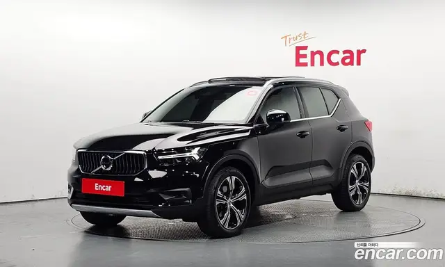 Volvo XC40, 2022, 60 352 км