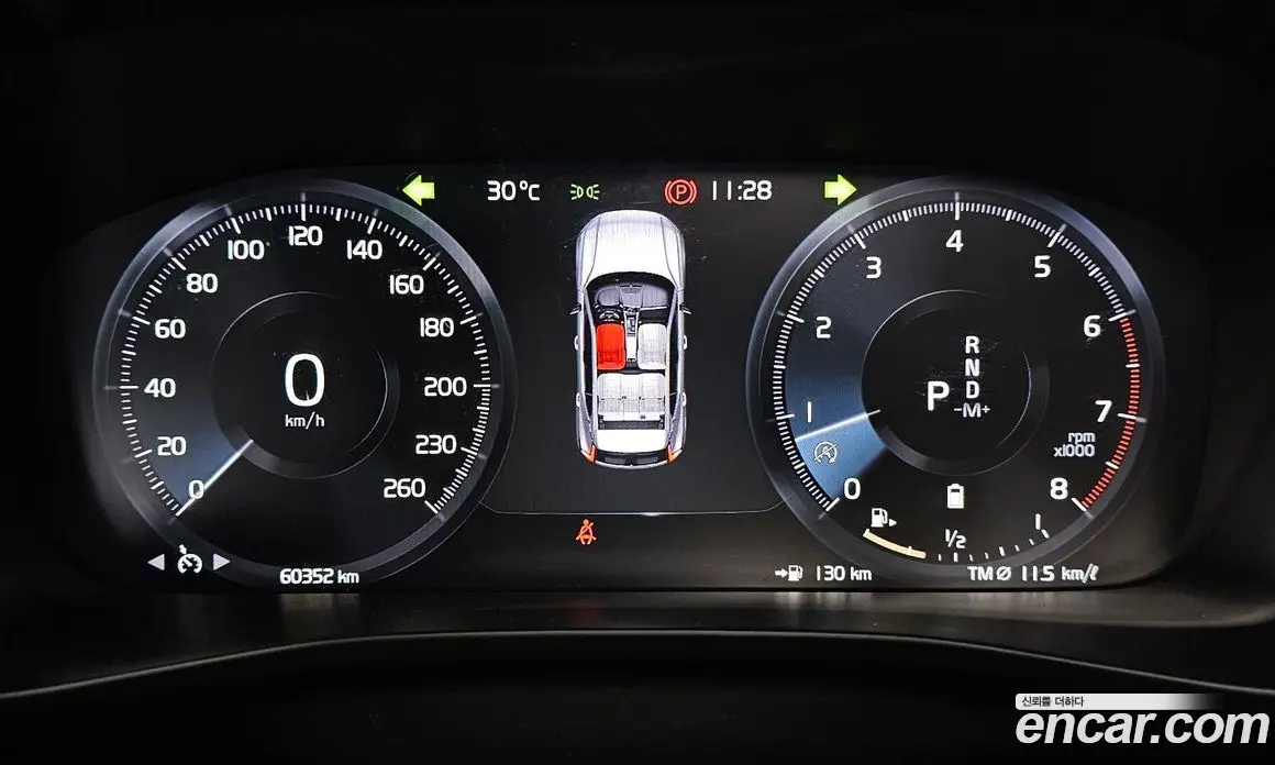 Volvo XC40 2022 2.0 автомат (гидро), фото 11