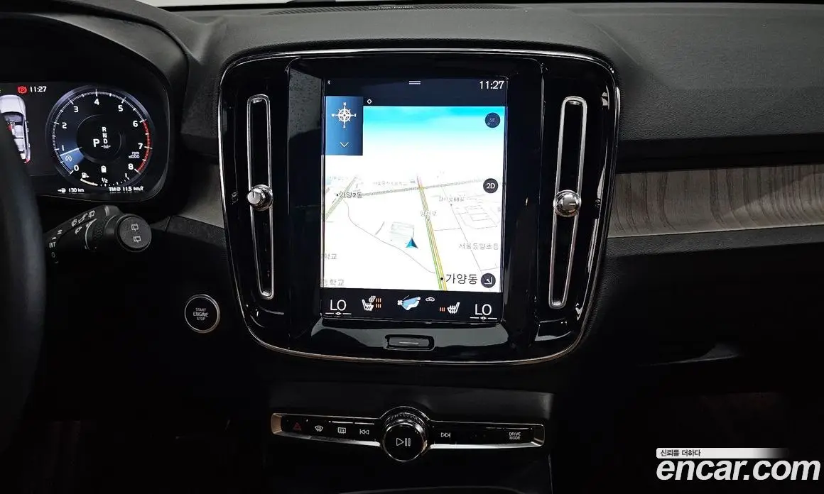 Volvo XC40 2022 2.0 автомат (гидро), фото 20