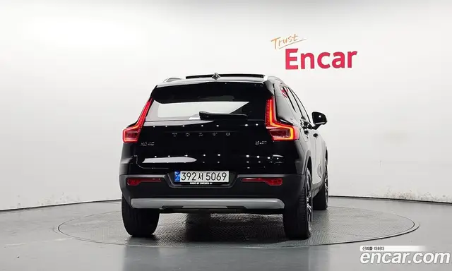 Volvo XC40 2022 2.0 автомат (гидро), миниатюра 4