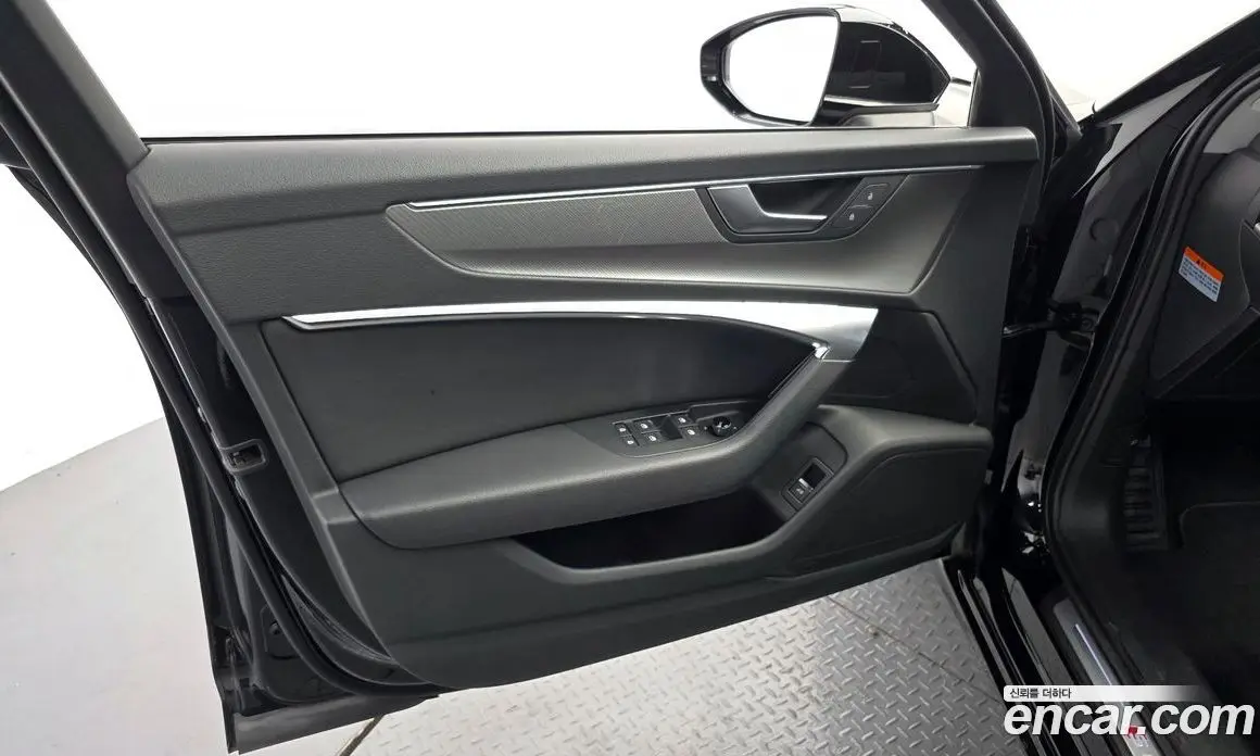 Audi A6 2020 2.0 автомат (гидро), фото 14