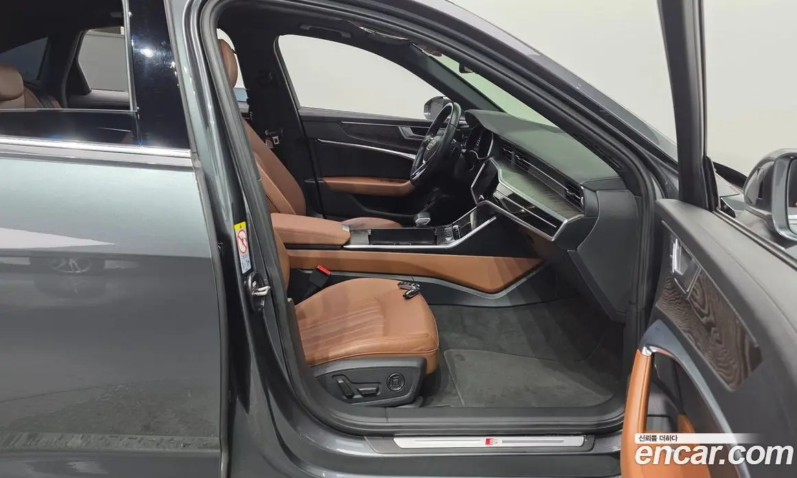 Audi A6 2020 2.0 автомат (гидро), фото 16