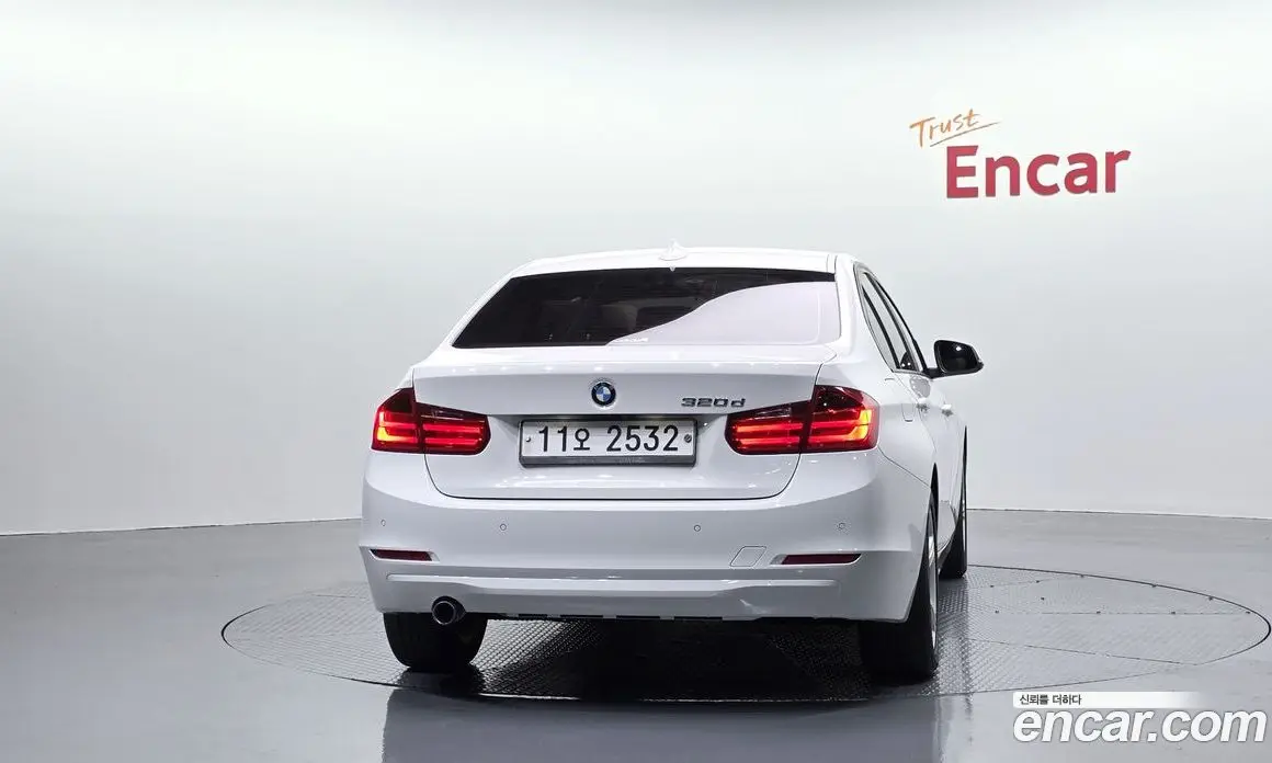 BMW 3 серия 2015 2.0 автомат (гидро), фото 4