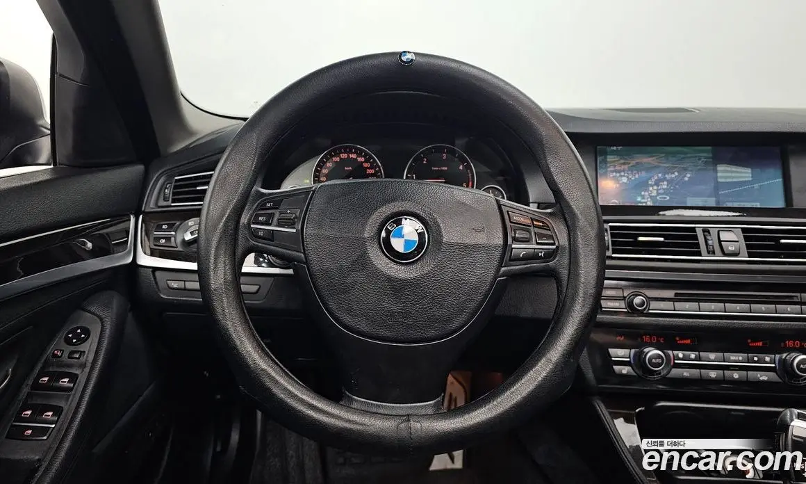 BMW 5 серия 2011 2.0 автомат (гидро), фото 12