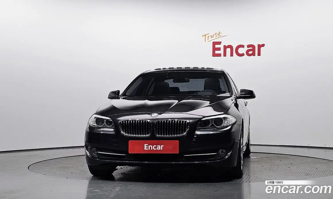 BMW 5 серия 2011 2.0 автомат (гидро), фото 3