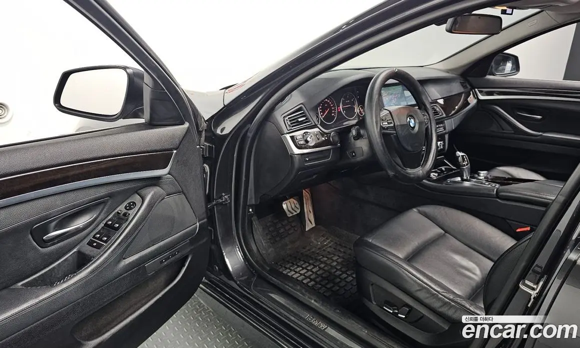 BMW 5 серия 2011 2.0 автомат (гидро), фото 10