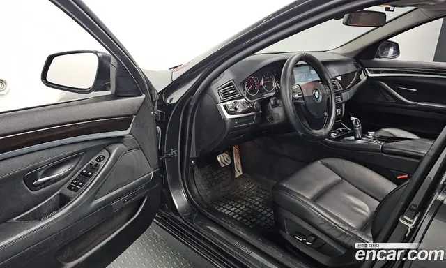 BMW 5 серия 2011 2.0 автомат (гидро), миниатюра 10