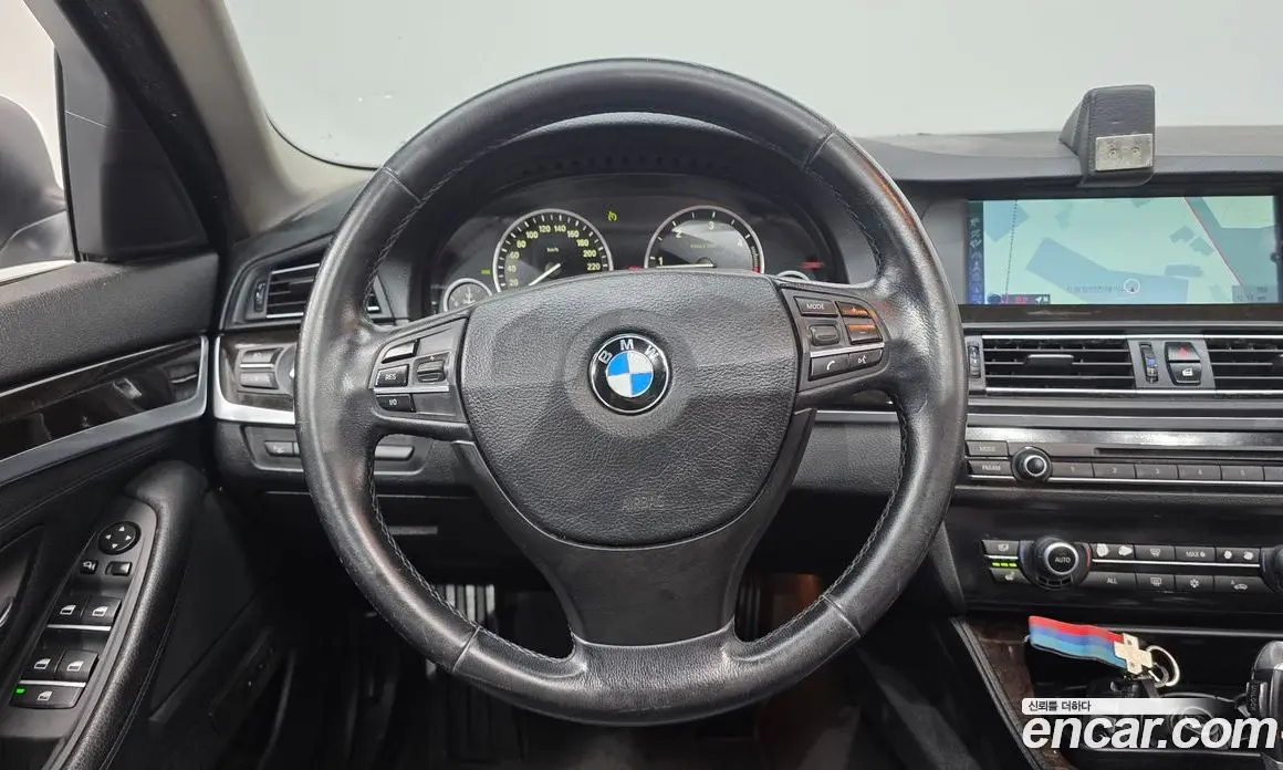 BMW 5 серия 2011 2.0 автомат (гидро), фото 13