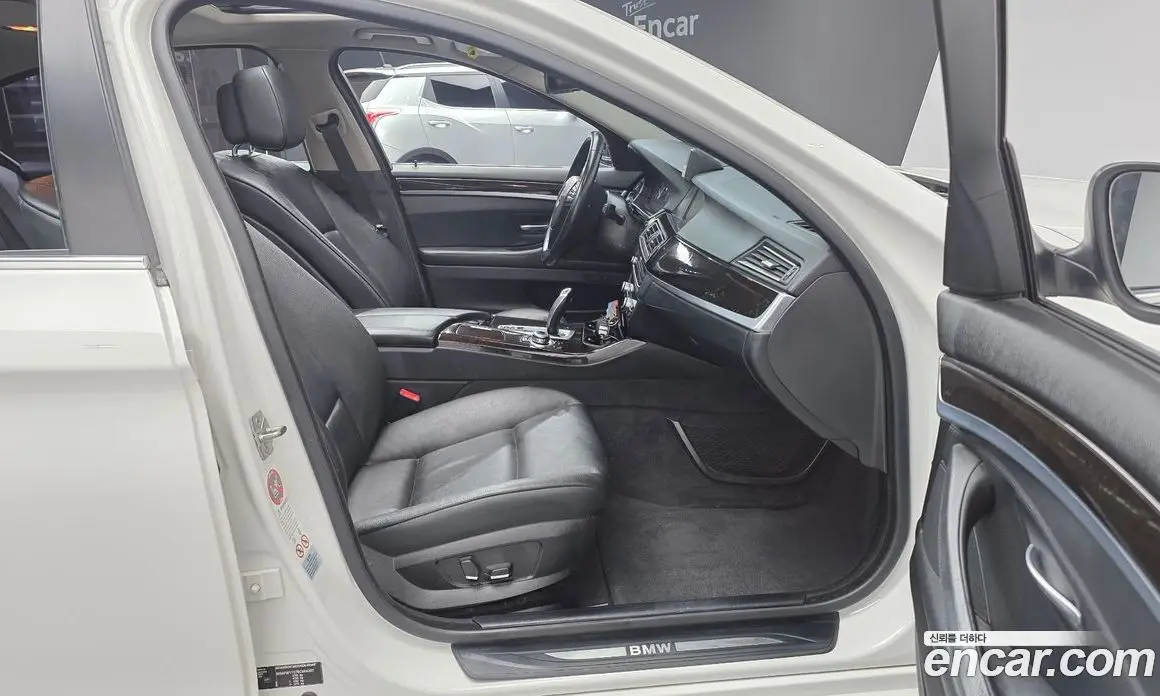 BMW 5 серия 2011 2.0 автомат (гидро), фото 10