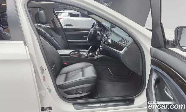 BMW 5 серия 2011 2.0 автомат (гидро), миниатюра 10