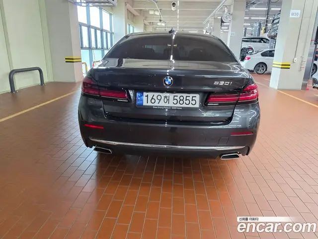 BMW 5 серия 2023 2.0 автомат (гидро), миниатюра 3