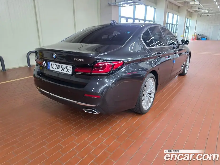 BMW 5 серия 2023 2.0 автомат (гидро), фото 4