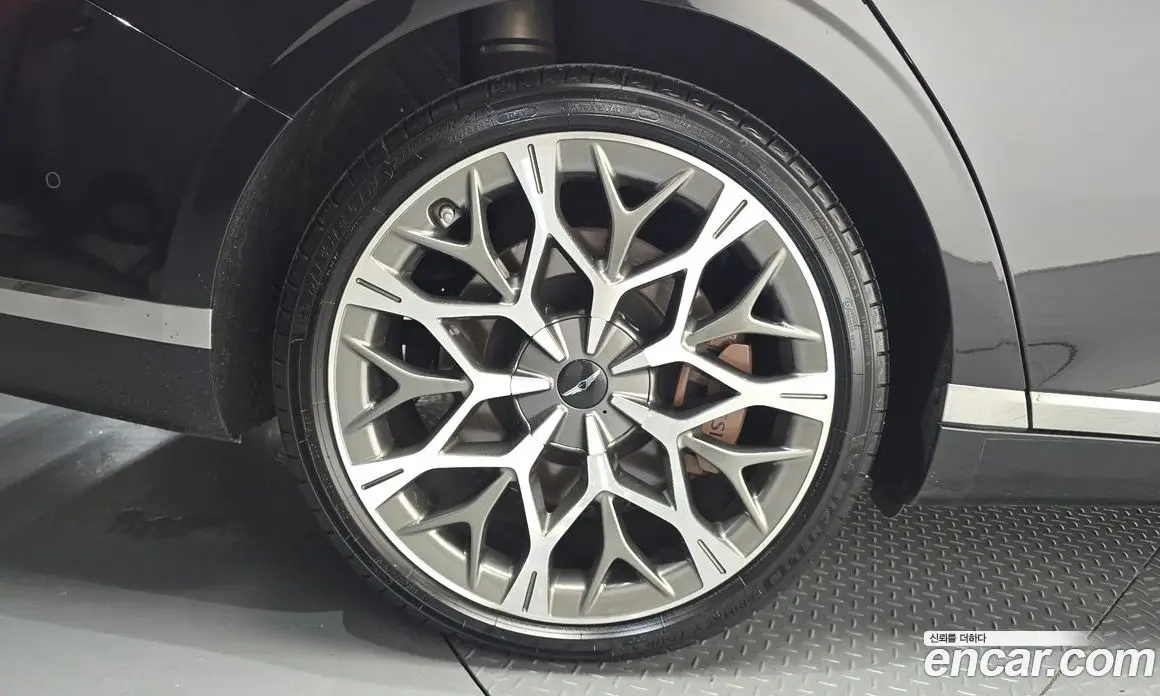 Genesis G90 2023 3.5 автомат (гидро), фото 4 Genesis G90 2023 3.5 автомат (гидро), фото 4