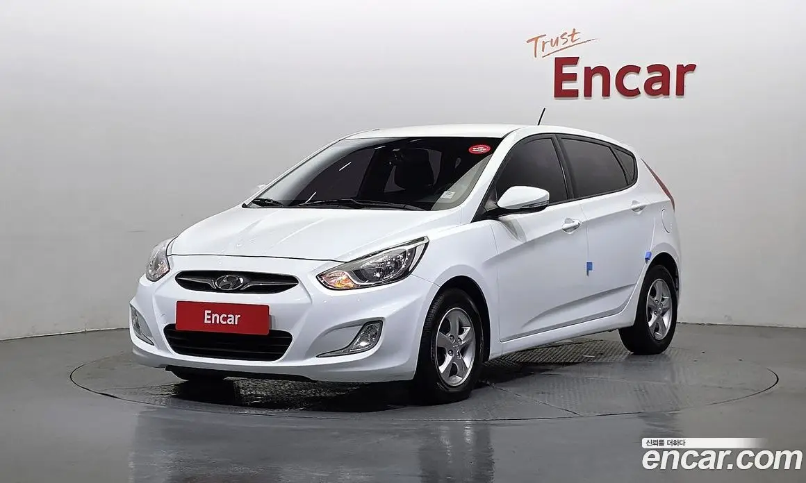 Hyundai Accent 2011 1.6 автомат (гидро), фото 1 Hyundai Accent 2011 1.6 автомат (гидро), фото 1