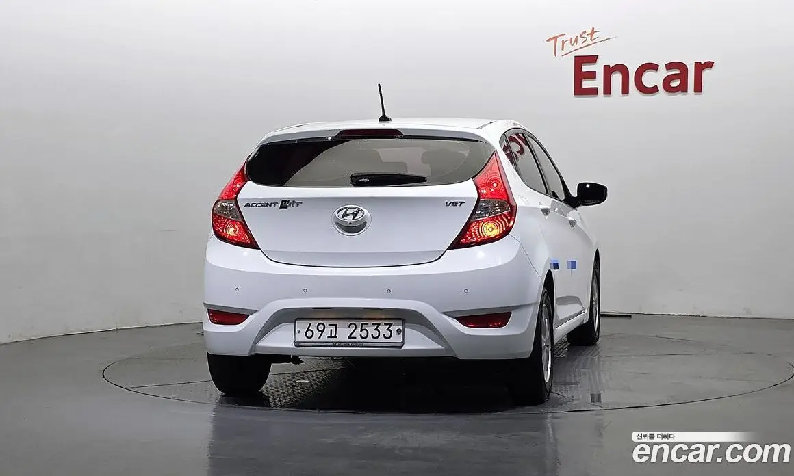 Hyundai Accent 2011 1.6 автомат (гидро), фото 4 Hyundai Accent 2011 1.6 автомат (гидро), фото 4