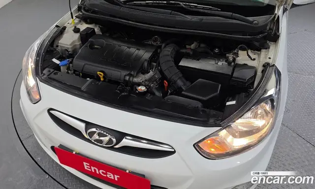 Hyundai Accent 2011 1.6 автомат (гидро), миниатюра 6 Hyundai Accent 2011 1.6 автомат (гидро), миниатюра 6