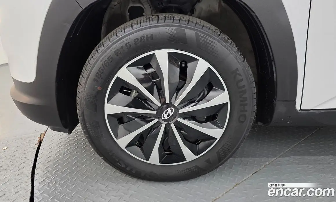 Hyundai Casper 2022 1.0 автомат (гидро), фото 5