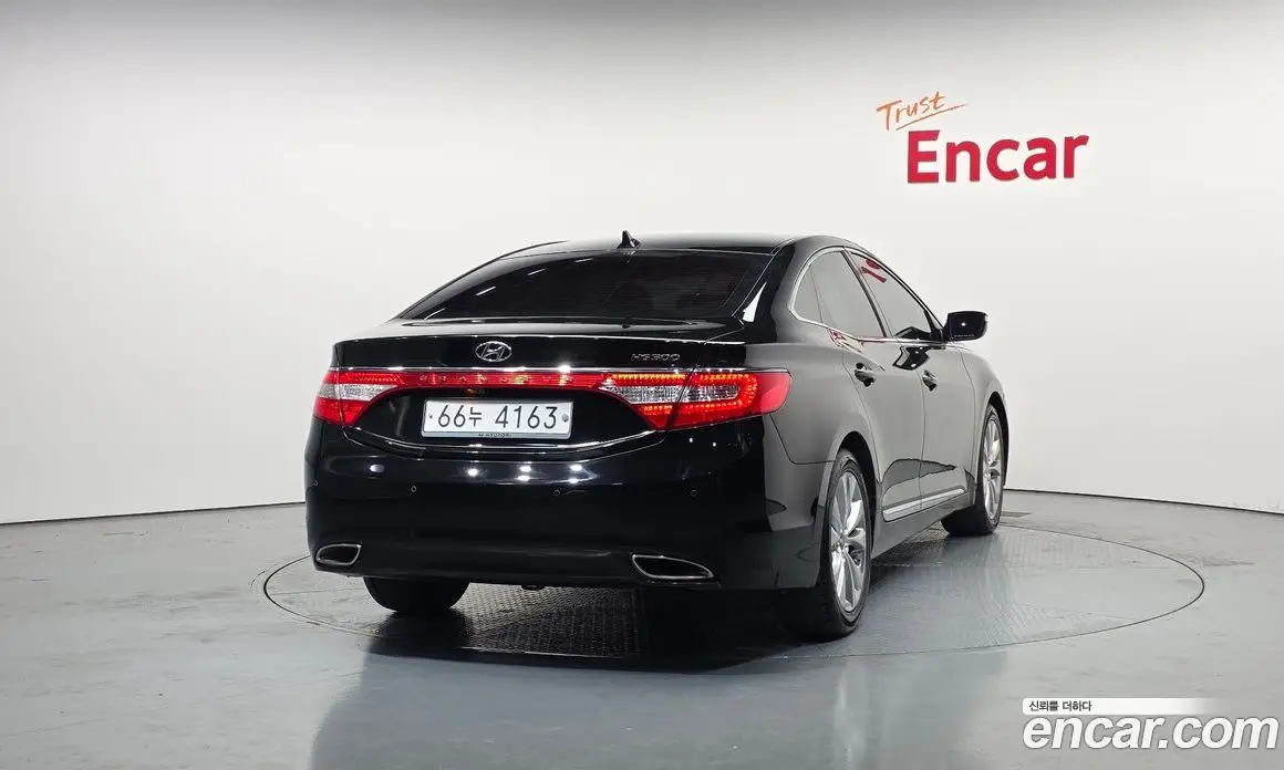 Hyundai Grandeur 2011 3.0 автомат (гидро), фото 4