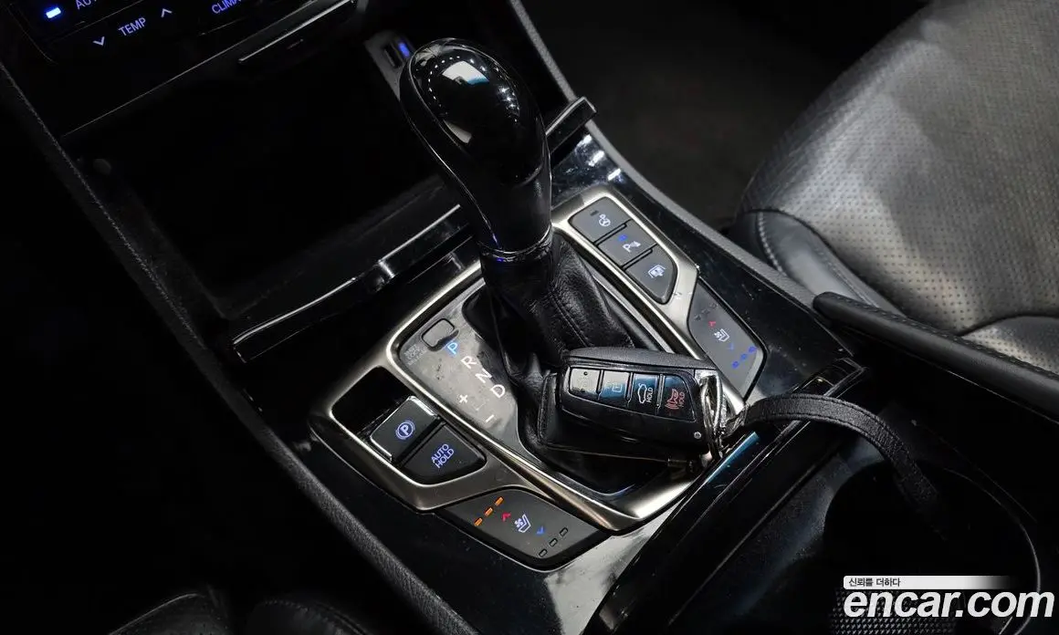Hyundai Grandeur 2011 3.0 автомат (гидро), фото 9