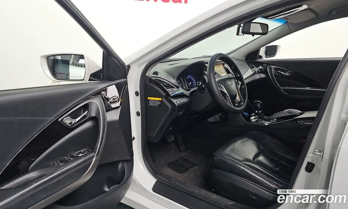Hyundai Grandeur 2011 3.0 автомат (гидро), фото 12
