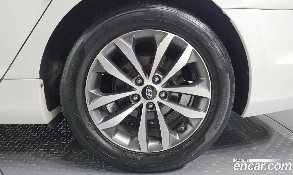 Hyundai Grandeur 2011 3.0 автомат (гидро), фото 6