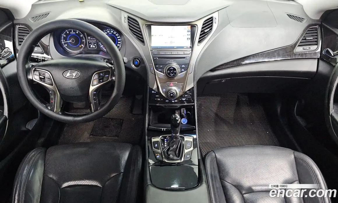 Hyundai Grandeur 2011 3.0 автомат (гидро), фото 9