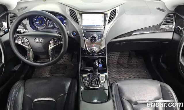 Hyundai Grandeur 2011 3.0 автомат (гидро), миниатюра 9