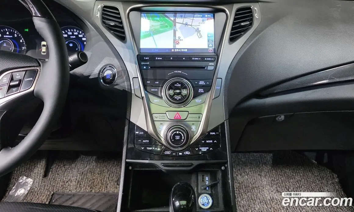 Hyundai Grandeur 2012 3.0 автомат (гидро), фото 14 Hyundai Grandeur 2012 3.0 автомат (гидро), фото 14