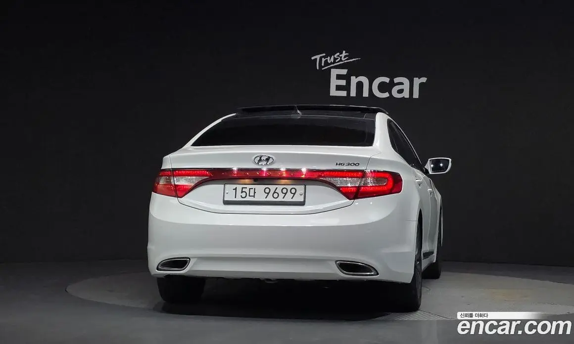 Hyundai Grandeur 2012 3.0 автомат (гидро), фото 4 Hyundai Grandeur 2012 3.0 автомат (гидро), фото 4