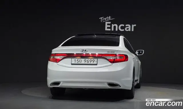 Hyundai Grandeur 2012 3.0 автомат (гидро), миниатюра 4 Hyundai Grandeur 2012 3.0 автомат (гидро), миниатюра 4