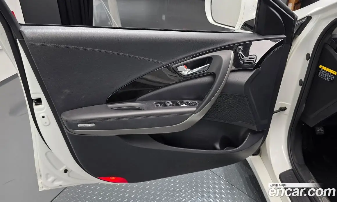 Hyundai Grandeur 2015 3.0 автомат (гидро), фото 13 Hyundai Grandeur 2015 3.0 автомат (гидро), фото 13