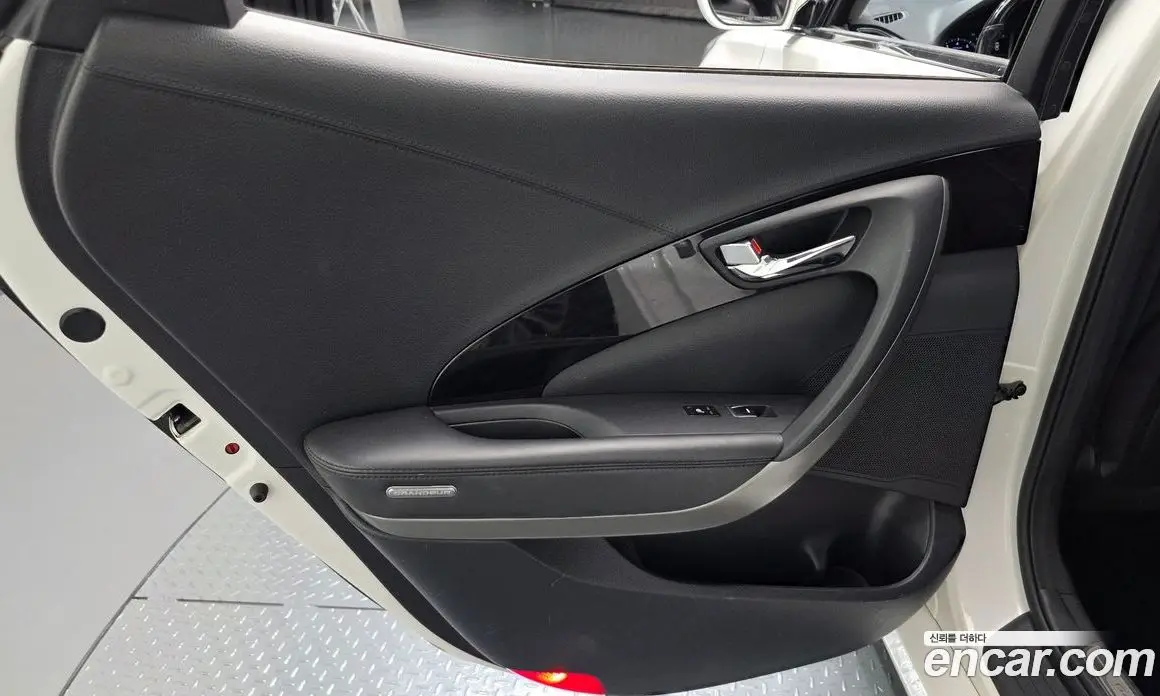 Hyundai Grandeur 2015 3.0 автомат (гидро), фото 14 Hyundai Grandeur 2015 3.0 автомат (гидро), фото 14