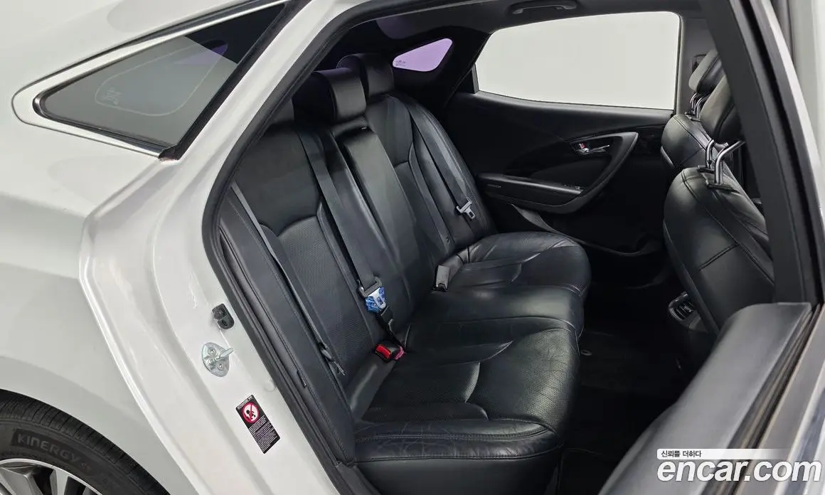 Hyundai Grandeur 2015 3.0 автомат (гидро), фото 16 Hyundai Grandeur 2015 3.0 автомат (гидро), фото 16